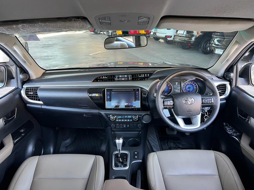 TOYOTA HILUX REVO, 2.4 G ปี 2015 โฉม PRERUNNER DOUBLE CAB สีเทา เกียร์ออโต้ ขับ2 รูปที่ 7