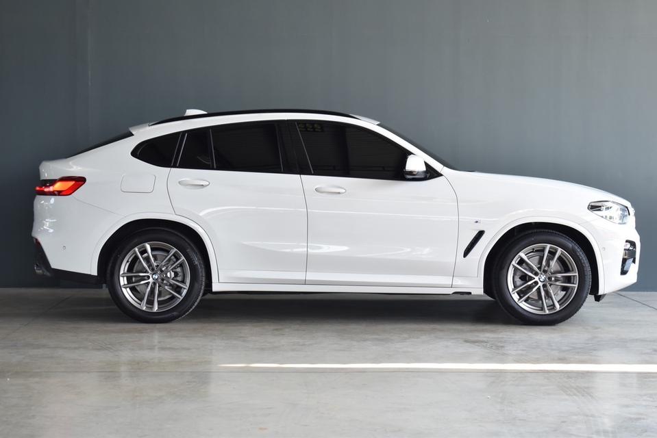 รหัส BM7998 BMW X4 xDrive20d M-Sport 2020 7