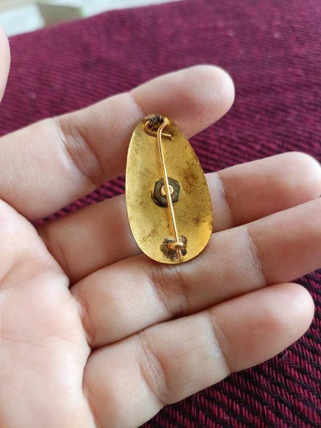 เข็มกลัด ภปร แบบประกบสองชิ้นเนื้อกะหลั่ยทอง ขนาดสูง 3.5 ซม. รูปที่ 5