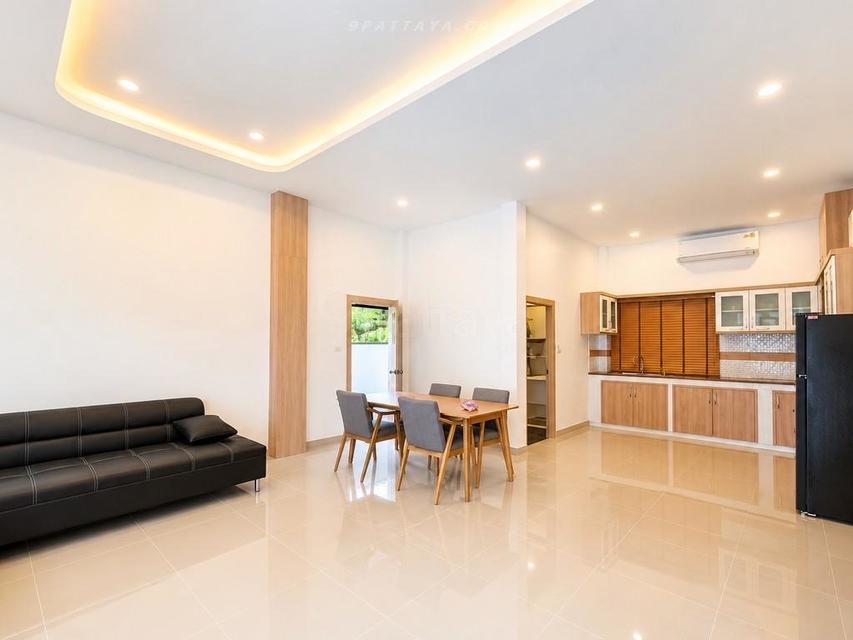 For Sale — Newly Renovated Pool Villa near Mabprachan Lake, PattayaBeautiful newly renovated single-storey pool villa in a rare prime location 4