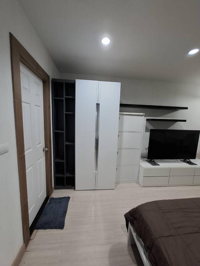 คอนโด พื้นที่ 32.60 ตรม.(พร้อมโฉนด) "เดอะวิวคอนโด สวนหลวง ภูเก็ต อยู่ใจกลางเมืองภูเก็ต ชั้นที่4 ห้องพร้อมเฟอร์ 4