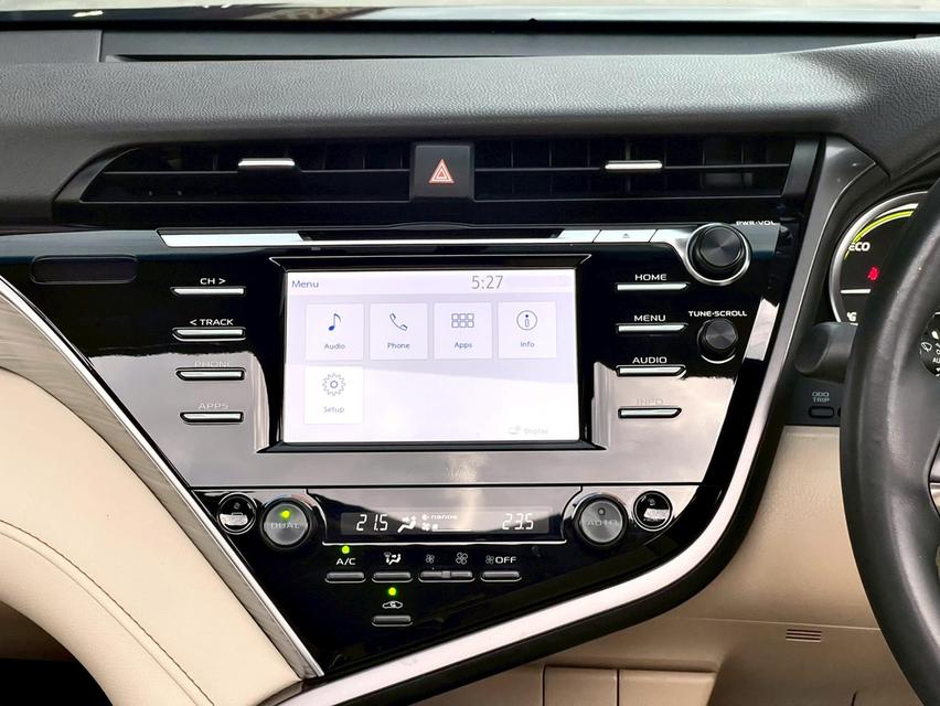 Toyota Camry 2.5Hybrid ปี19 7