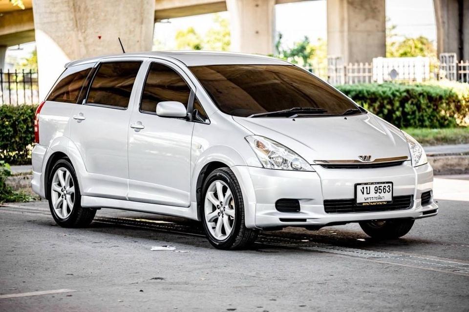 Toyota Wish 2.0S ปี 2004 สีบรอนซ์เงิน มือเดียวป้ายแดง 3