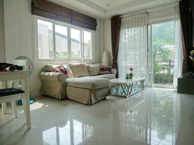 ขายบ้านเดี่ยว 2 ชั้น หมู่บ้านศุภาลัย ไพรด์ บางนา-ลาดกระบัง  เนื้อที่ 56.9 ตร.วา ซ. ลาดกระบัง 54 ต.ศีรษะจรเข้น้อย อ.บางเสาธง จ.สมุทรปราการ 2