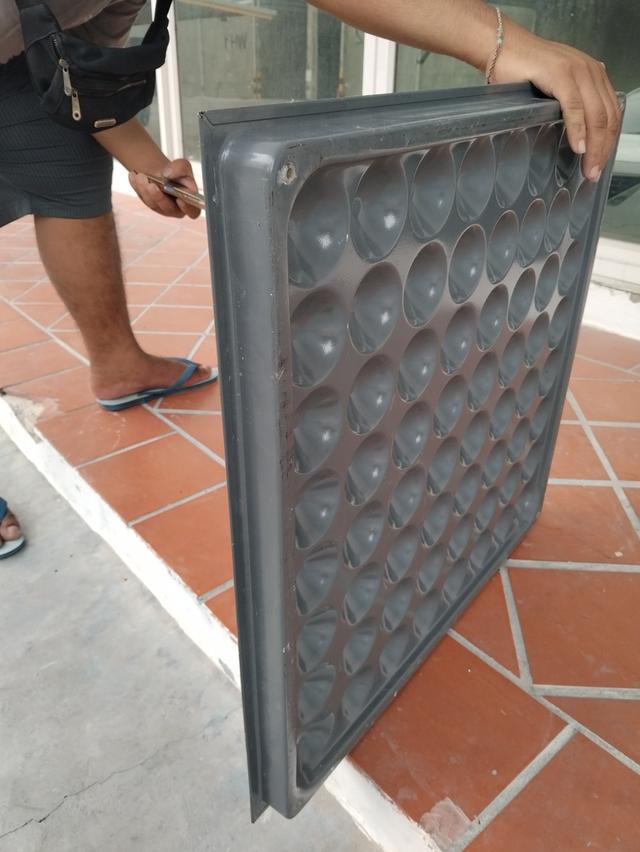 แผ่นพื้นยกสำเร็จรูป Raised floor โครงผิวด้านนอกเป็นเหล็ก ขนาด60*60 ซม. หนาประมาณ33 มม. น้ำหนักโดยประมาณ10 กก. ต่อ1แผ่น แข็งแรงทนทาน 8