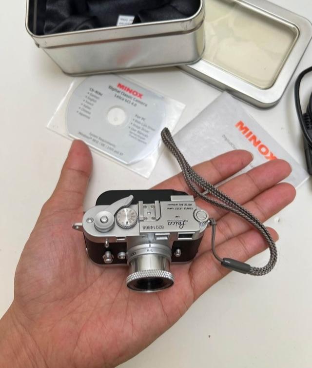 Leica กล้องมินิ 2