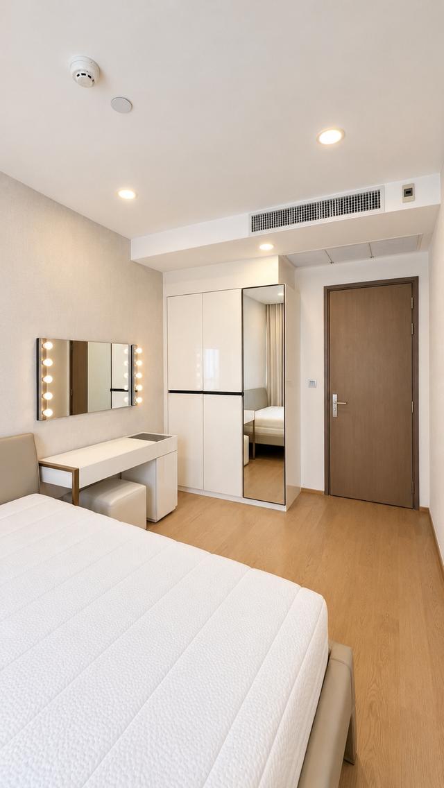ขาย 13.6 ล้าน หรือให้เช่า 55000 คอนโด Ashton Chula-Silom ชั้น 21 ขนาด 57 ตรม 2นอน 1น้ำ เฟอร์ครบ พร้อมอยู่ วิวเมือง ใกล้ MRT สามย่าน 180 เมตร 6