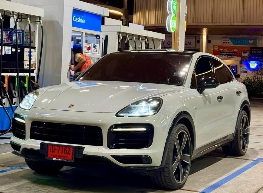 Porsche Cayenne Coupe Plug in Hybrid