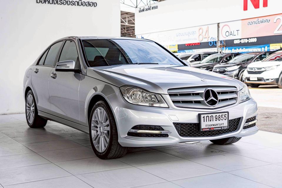 รหัสรถ NP9855 รุ่นรถ : BENZ C200 CGI ELEGANCEปีรถ : 2013