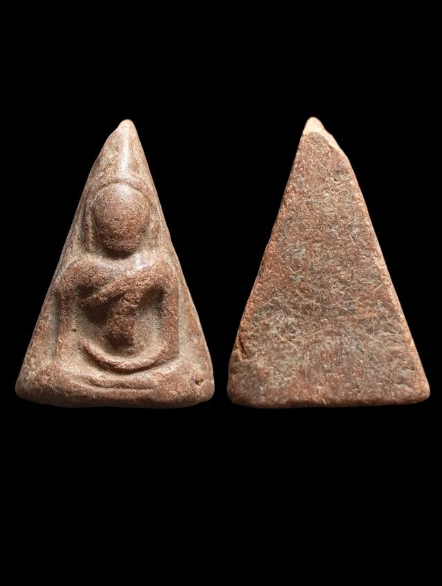 เปิดพระนางพญาพิมพ์เข่าตรง กรุนางพญา จังหวัดพิษณุโลก รูปย่อยที่ 4