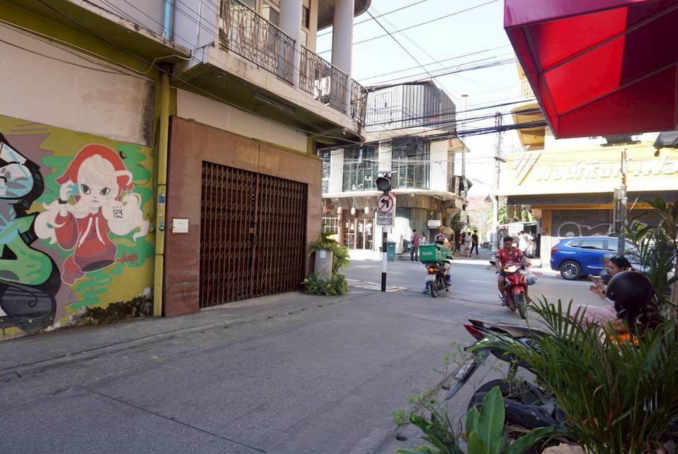 อาคารพาณิชย์ 2 ชั้น ย่านช้างม่อย 18