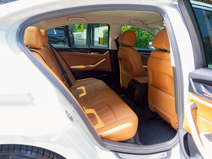 BMW 530e Elite ปี 2023 รูปที่ 10