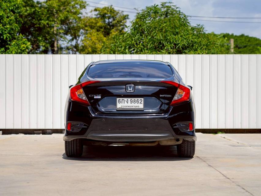 HONDA CIVIC 1.8EL ปีจด 2017 รับประกันหลังการขาย 3 ปี  6