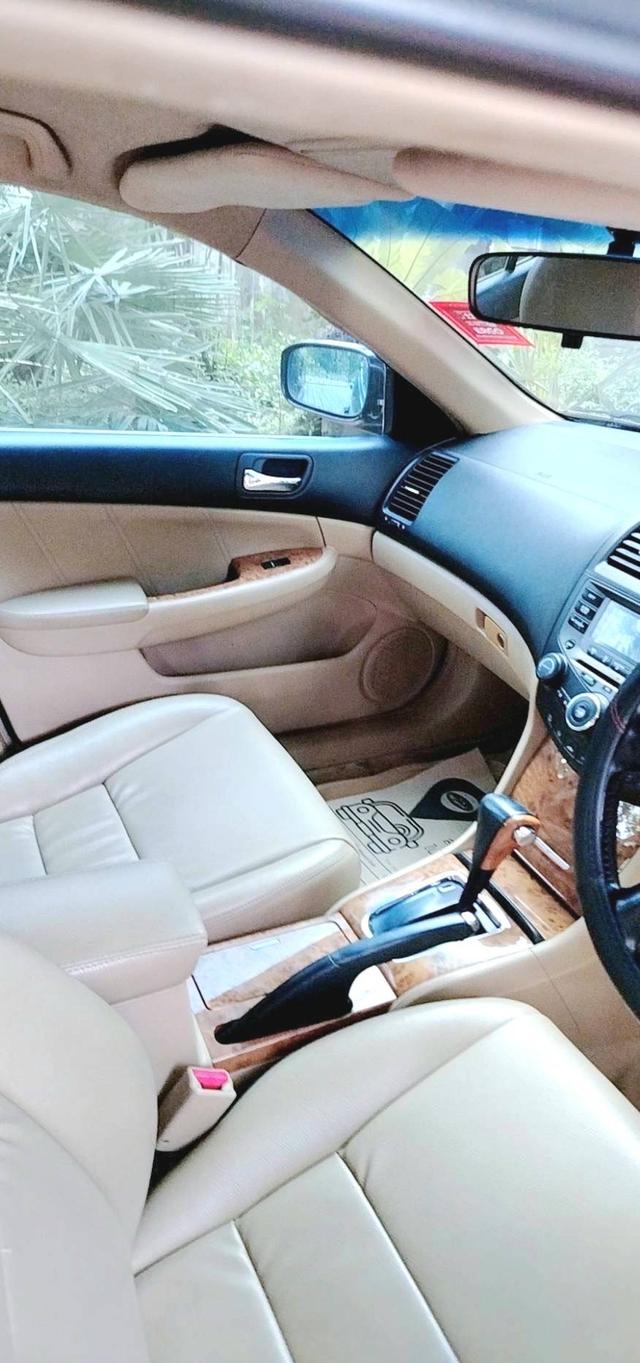 Honda accord 99000 7