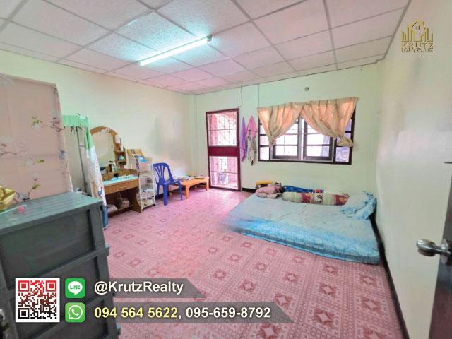 ขายอาคารพาณิชย์ 3 ชั้น 2 ห้อง เนื้อที่ 42 ตรว ใจกลางเมืองเชียงใหม่ ต.ช้างคลาน อ.เมือง จ.เชียงใหม่ 6