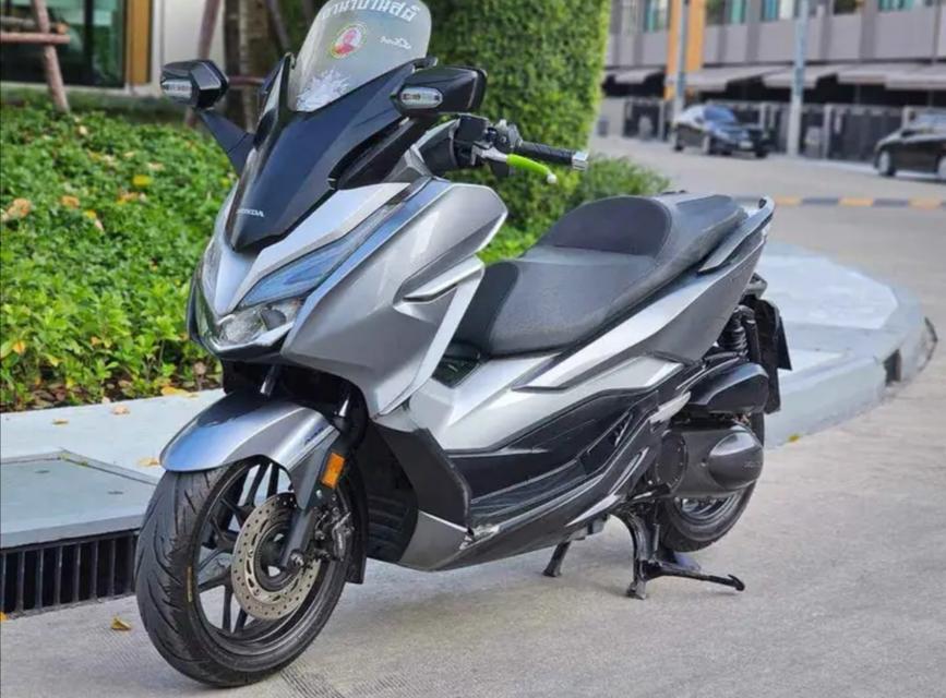 2018 Honda Forza 300 3