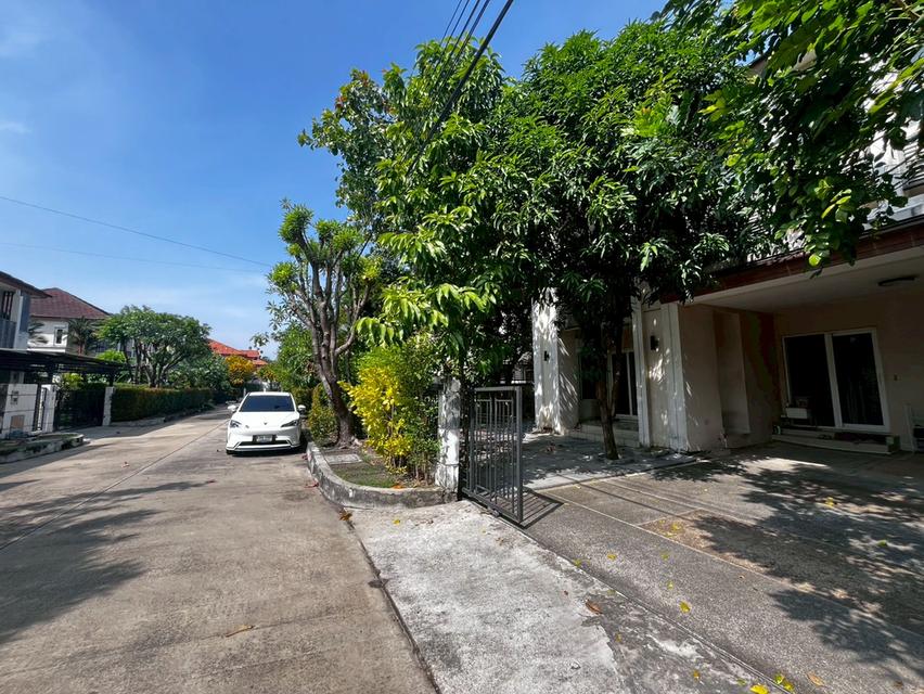 หมู่บ้านเดอะเซนโทร อ่อนนุช-ลาดกระบัง ซอย 20 ถนนลาดกระบัง แขวงลาดกระบัง เขตลาดกระบัง กรุงเทพมหานคร 2