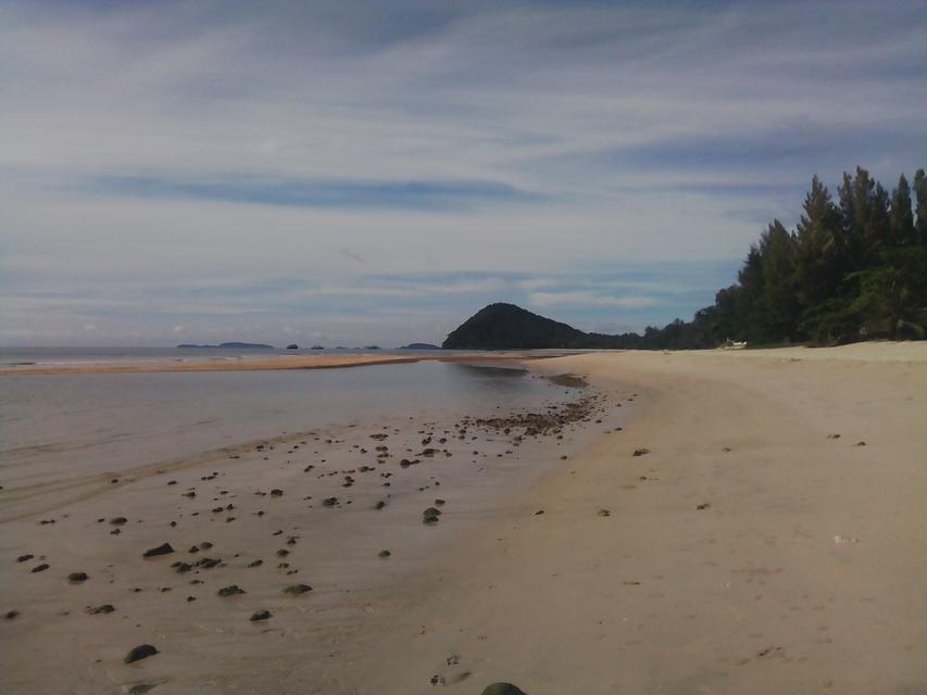 Sale Land 2 Rais close beach just 150 m.suitable for retirement very peacefully greenery 4