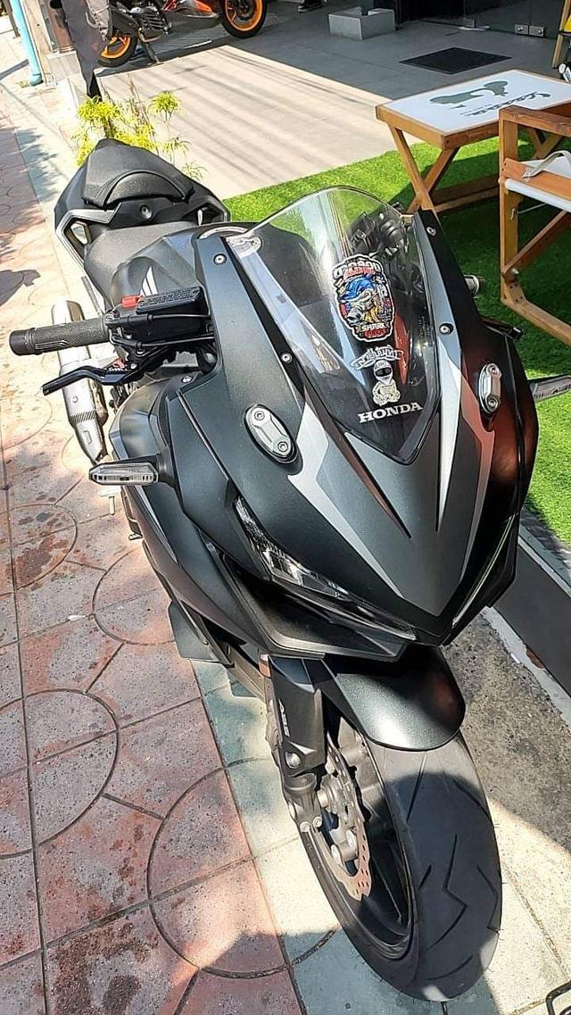 Honda cbr500 สีดำดุๆ
