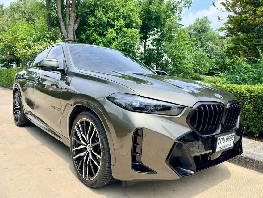 BMW X6 xDrive40i M-Sport Lci 2025 มีไฟแนนซ์เหลือเปลี่ยนสัญญาได้ รูปที่ 3