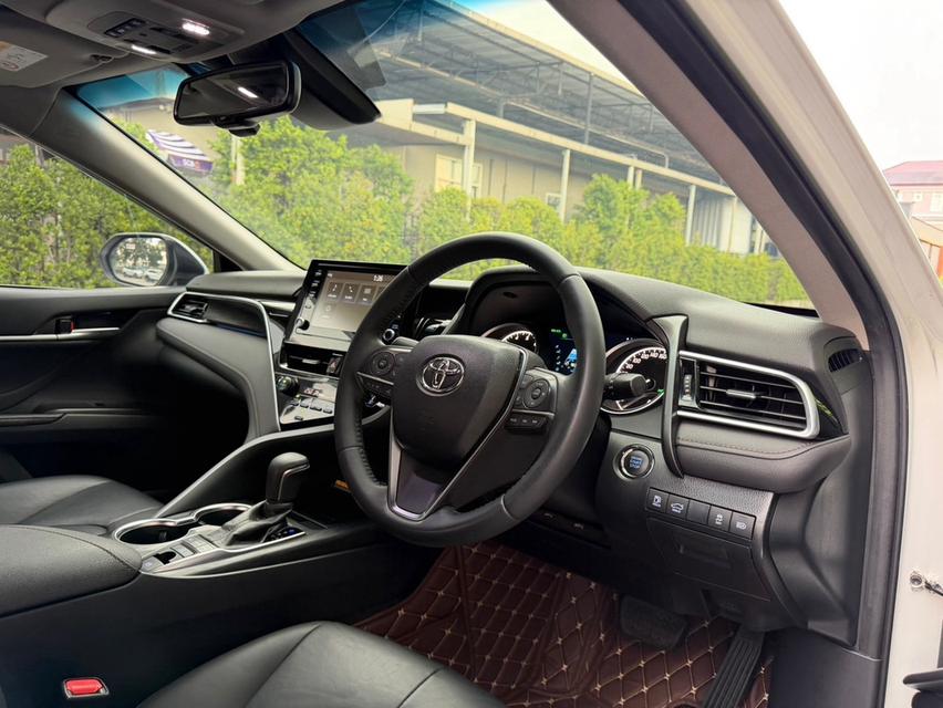 TOYOTA CAMRY 2.5 Premium MNC ปี 2022 หลังคา Sunroof สีขาวมุก รูปที่ 8