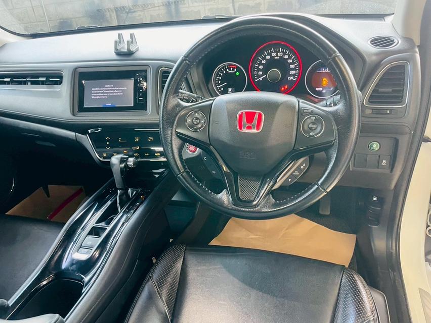 HONDA HRV 1.8 EL SUNROOF ปี 16. 11