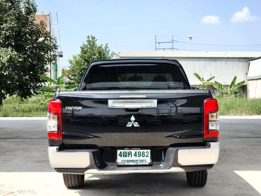 MITSUBISHI Triton Extra Cab 2.5GLX  6M/T ปี 2020 จด 21 13