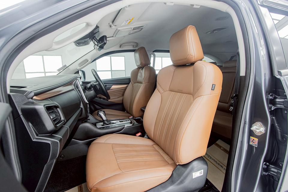 รหัสรถ 1E174 MU-X 3.0 ULTIMATE 2021 3