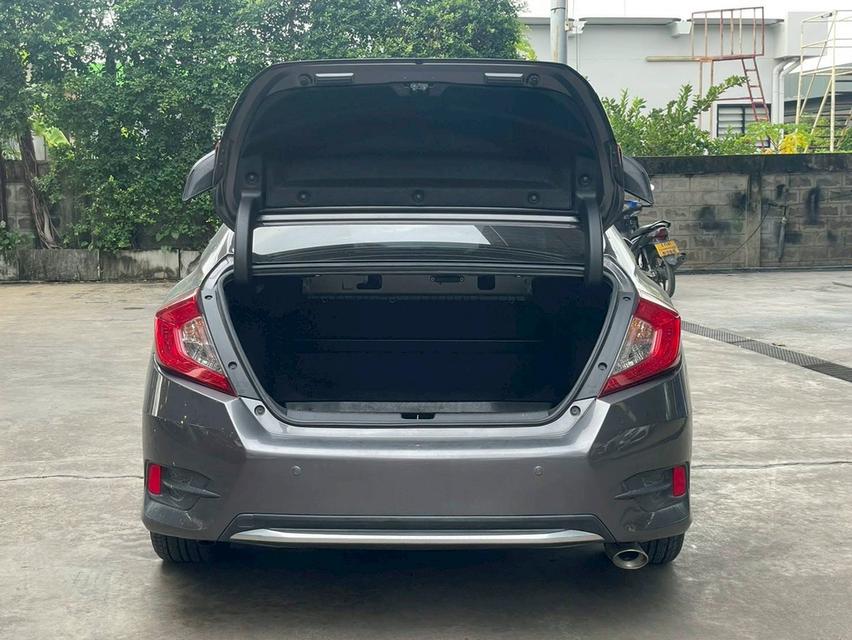 HONDA CIVIC FC  1.5 RS TURBO (MNC)  TOP  ปี 2019 สีเทา  เกียรออโต้