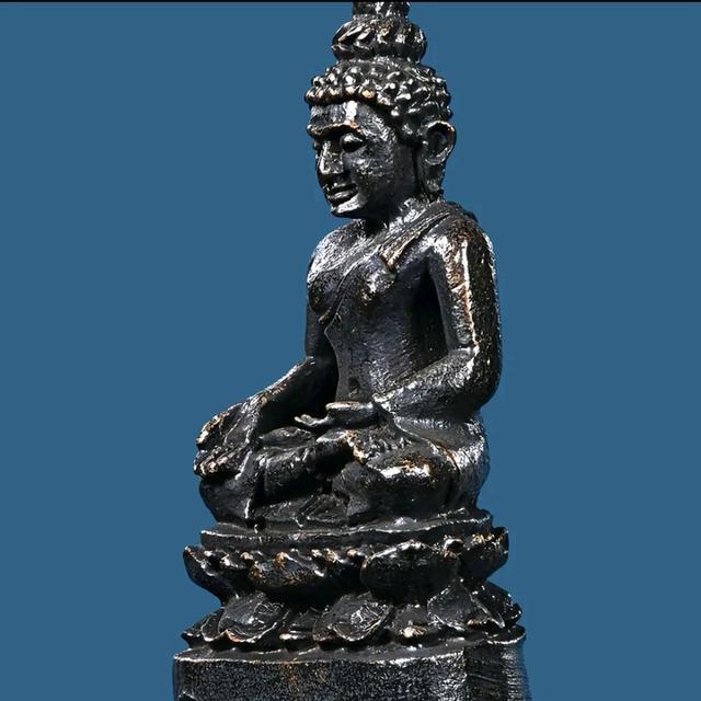 พระกริ่งไพรีพินาศหลวงปู่ทิม รูปที่ 3