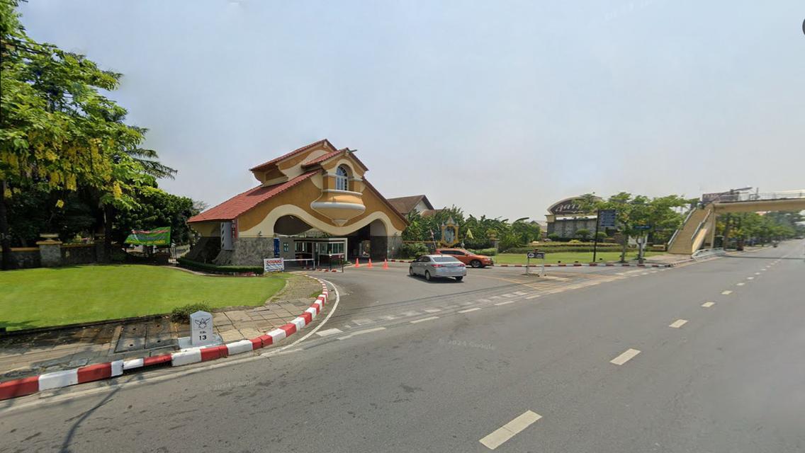 ขายบ้านเดี่ยวหมู่บ้านลดาวัลย์ปิ่นเกล้า 1