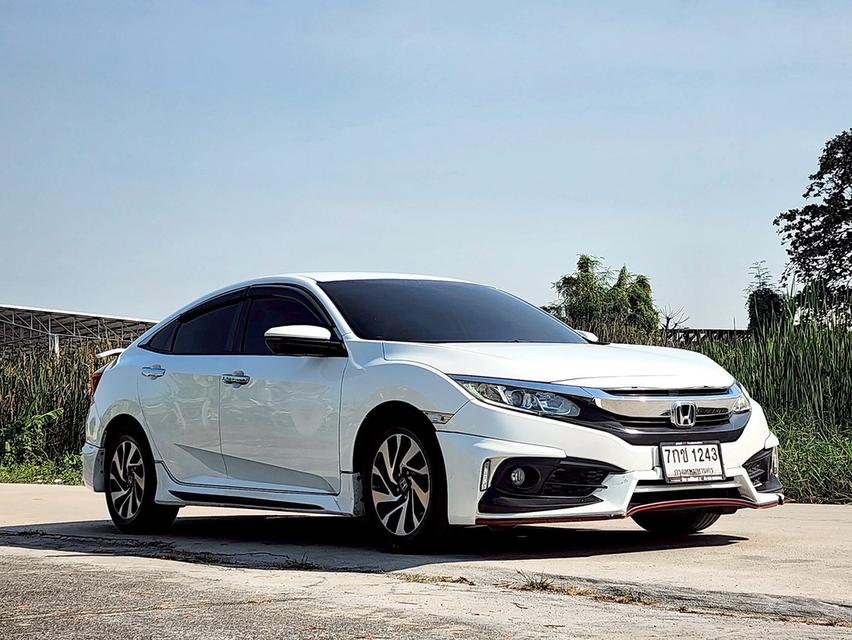 HONDA CIVIC FC​ 1.8EL A/T ปี 2017 จด 2018 3