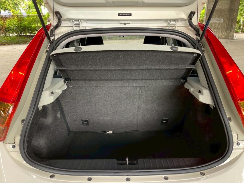รหัสรถ WMT2658 MG3 Xross 1.5X Sunroof ปี 2016  13