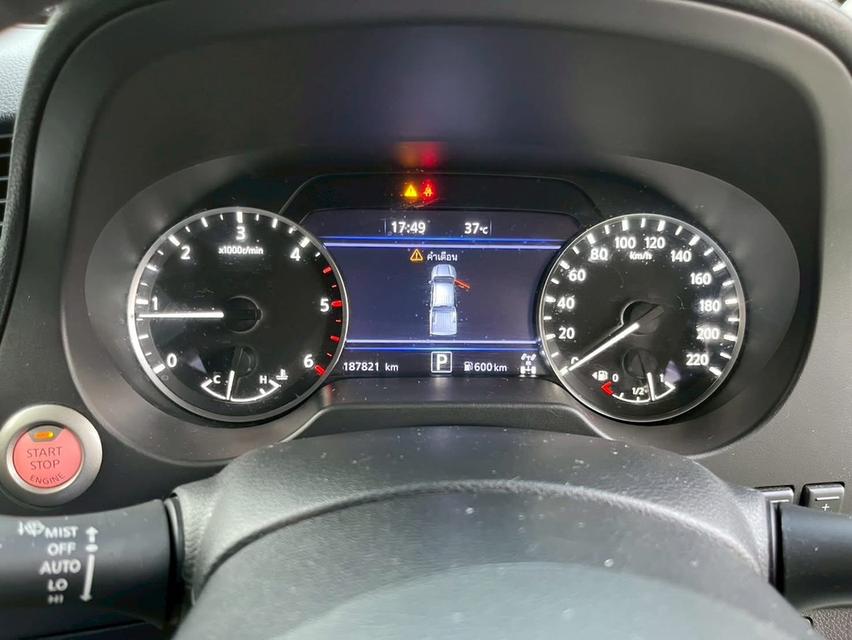 รถ NISSAN NAVARA 4ประตู ตัว TOP รุ่น VL 4WD CALIBRE  เครื่อง2.3cc.AUTO ปี 2021   4