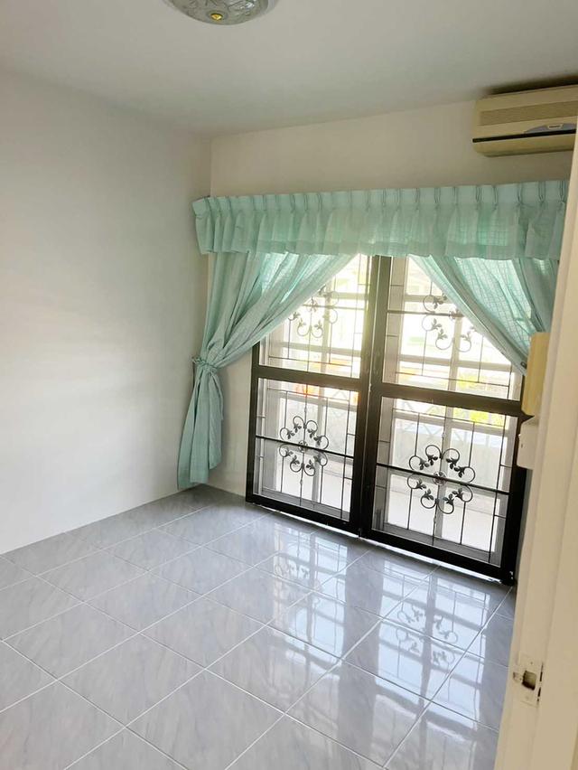 ให้เช่าทาวน์เฮ้าส์ 2 ชั้น หมู่บ้านพฤกษาบี ถนนเลียบคลอง3 คลองหลวง ปทุมธานี ใกล้บิ๊กซีคลอง3 11