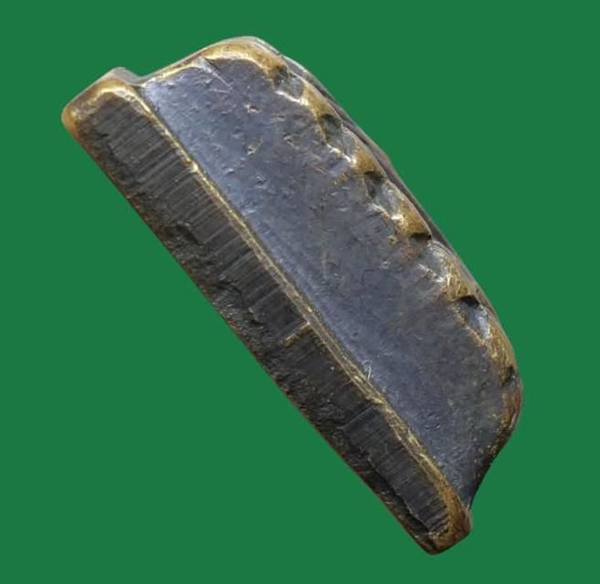 หลวงพ่อทวดวัดช้างให้ปี2505 รุ่นหลังหนังสือใหญ่ พิมตัว ท. รูปที่ 4