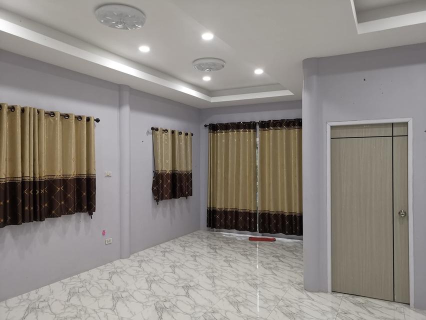 บ้านติดถนน 2 ด้าน พื้นที่ 200 ตร.วา เจ้าของขายเอง 16