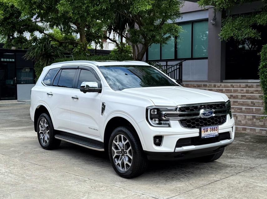 2024 FORD EVEREST 2.0 BI TURBO TITANIUM PLUS 4WD รถมือเดียว 18,000 กม สภาพป้ายแดง รถไม่เคยมีอุบัติเหตุครับ