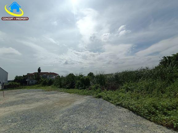 ขายที่ดิน 622 ตารางวา แบ่งแยกขายได้ 311 ตารางวา  ซอยเฉลิมพระเกียรติ ร.9 ซอย 30 แยก 14 ประเวศ 2