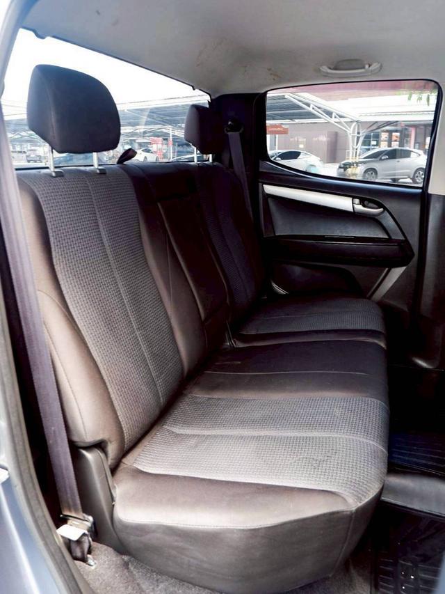 ISUZU D-MAX 2.5 VGS Z HI-LANDER CAB-4 เกียร์ MT ปี 2012 13