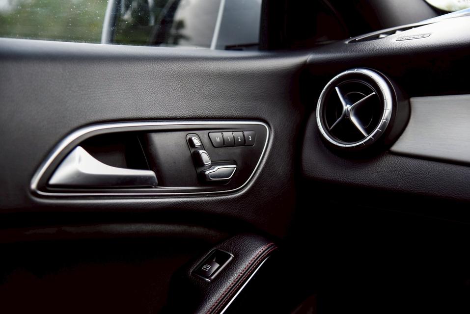 รหัสรถ CBL3966 Mercedes-Benz CLA250 AMG Dynamic [W117] AT 2017 19