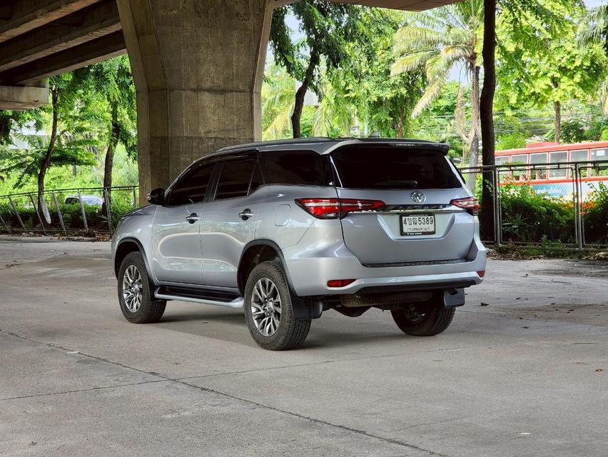 ขายรถ Toyota Fortuner 2.4V 2wd ปี 2023 สีเทา เกียร์ออโต้ 6