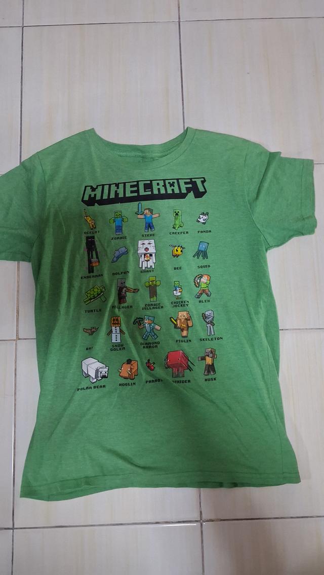 เสื้อยืดวินเทจมือสอง สีเขียว เสื้อเด็ก Boys' Minecraft Short Sleeve Graphic T-Shirt - Green Sz XL มือสองสภาพดี ลายสกรีนสวย ทรงสวย ใส่สบาย ผ้าบาง