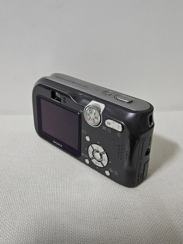 Sony Cyber-shot dsc-p200 4