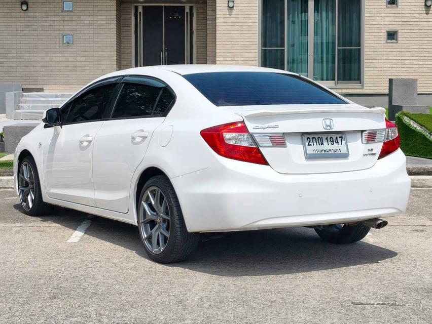 (แจ้งรหัสรถ QT1947) Honda Civic FB 1.8 E เกียร์ Auto สีขาว ปี2013 รูปย่อยที่ 3