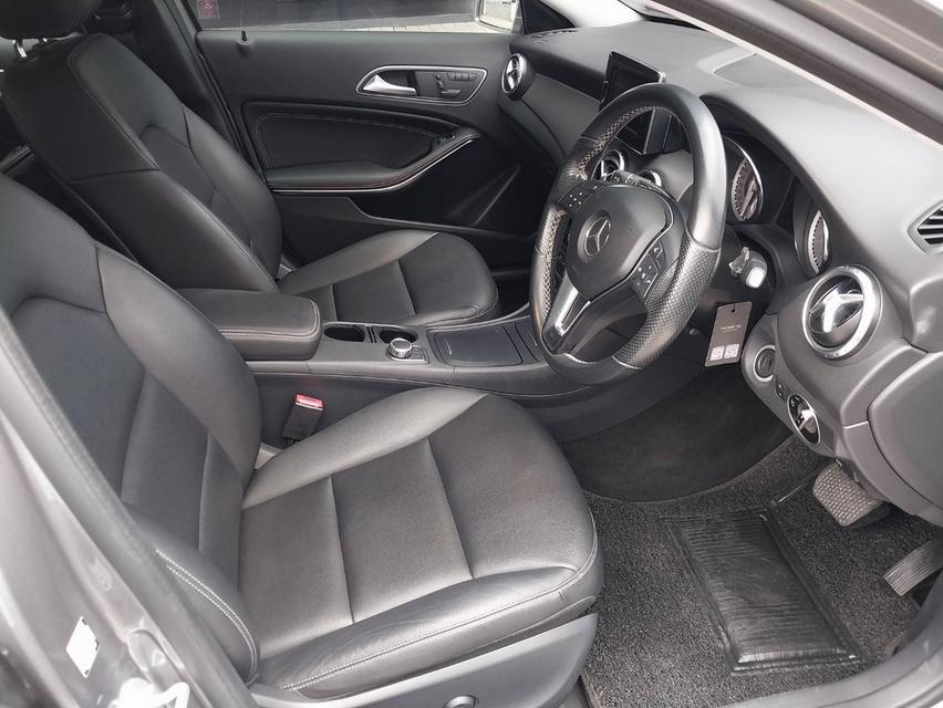 2015 Benz GLA200 สีเทา รูปที่ 8