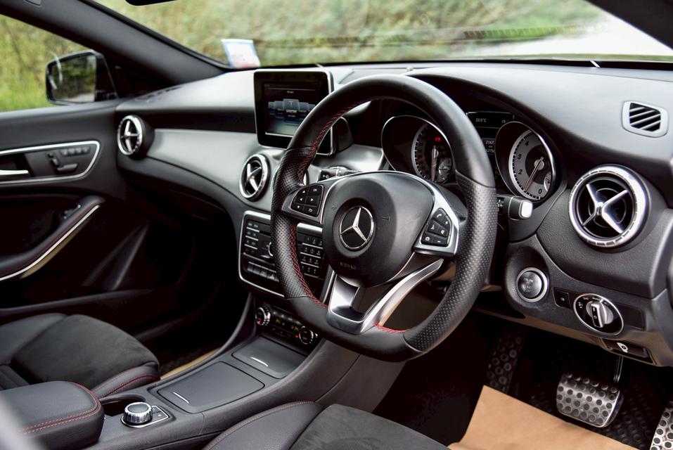 รหัสรถ CBL8160 Mercedes-Benz CLA250 AMG Dynamic [W117] AT 2017 9