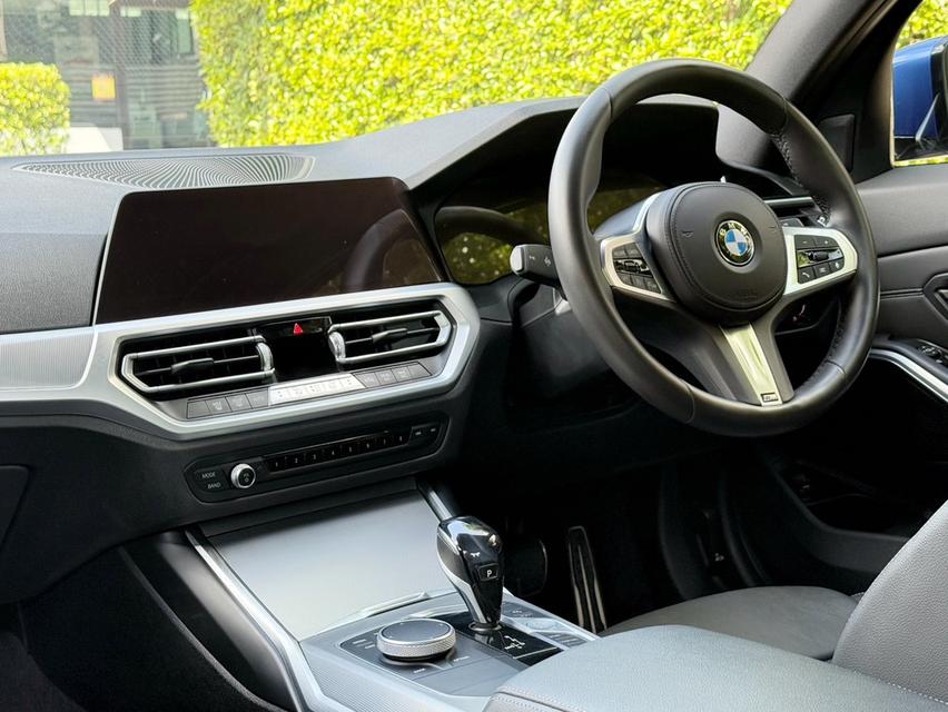 2021 BMW 320D MSPORT G20 รถมือเดียวออกป้ายแดง รถวิ่งน้อยเพียง 40,000 กม รถไม่เคยมีอุบัติเหตุครับ 12
