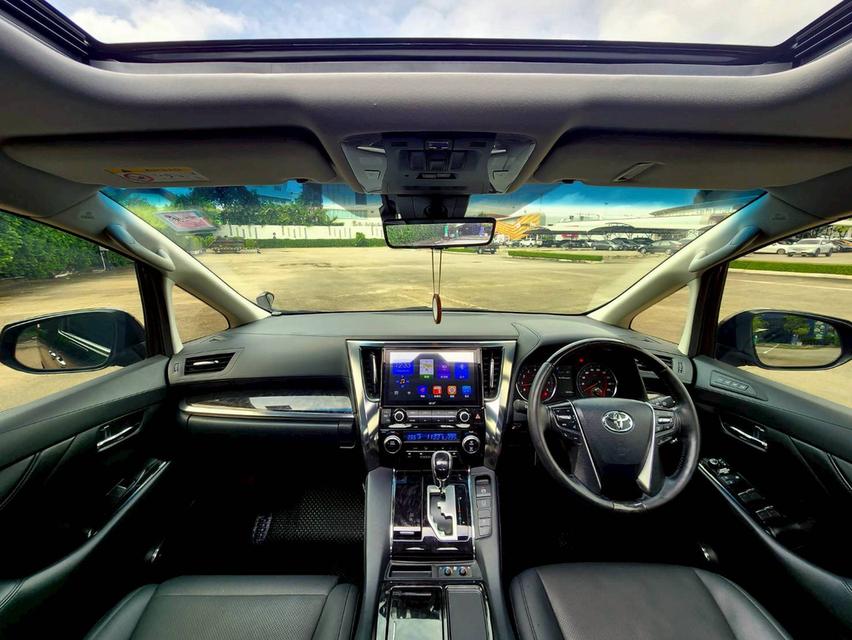 Toyota Alphard 2.5SC ปี23 8