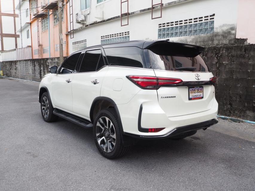 TOYOTA FORTUNER 2.4 LEGENDER BLACK TOP 2WD ปี 2022 6